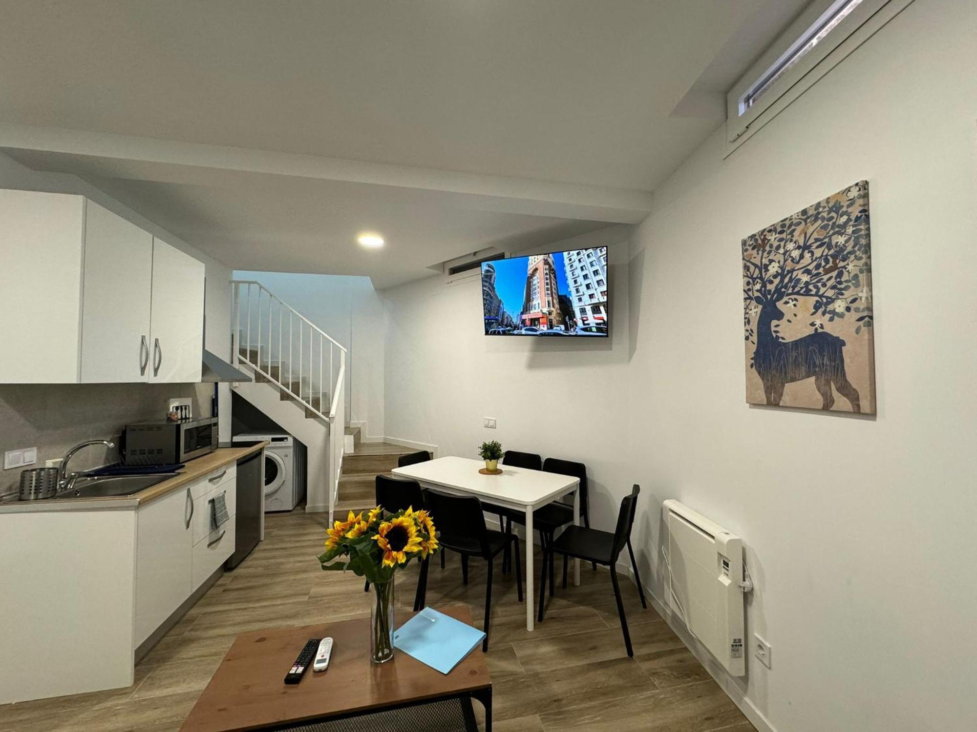 Apartamentos Madrid Connection - Universidad By Oshun Apartments ภายนอก รูปภาพ